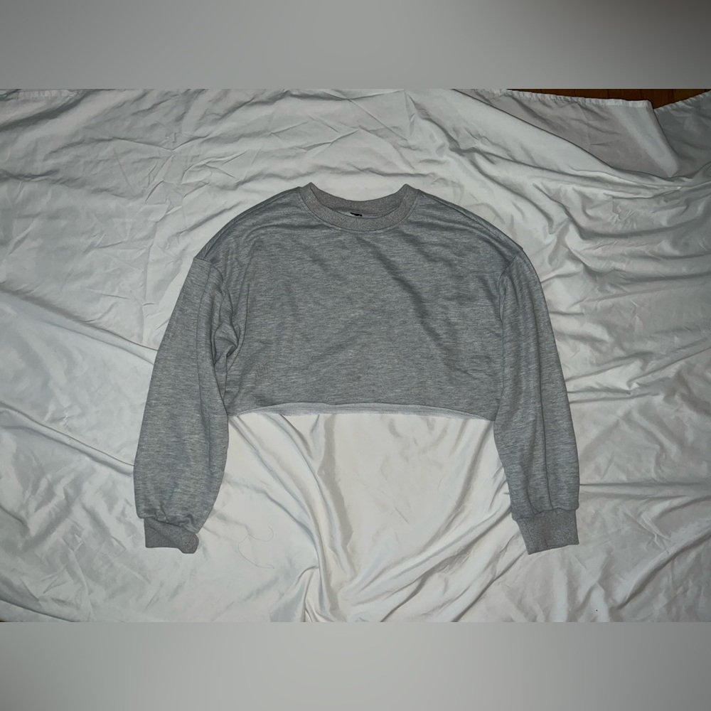 cropped grey sweater